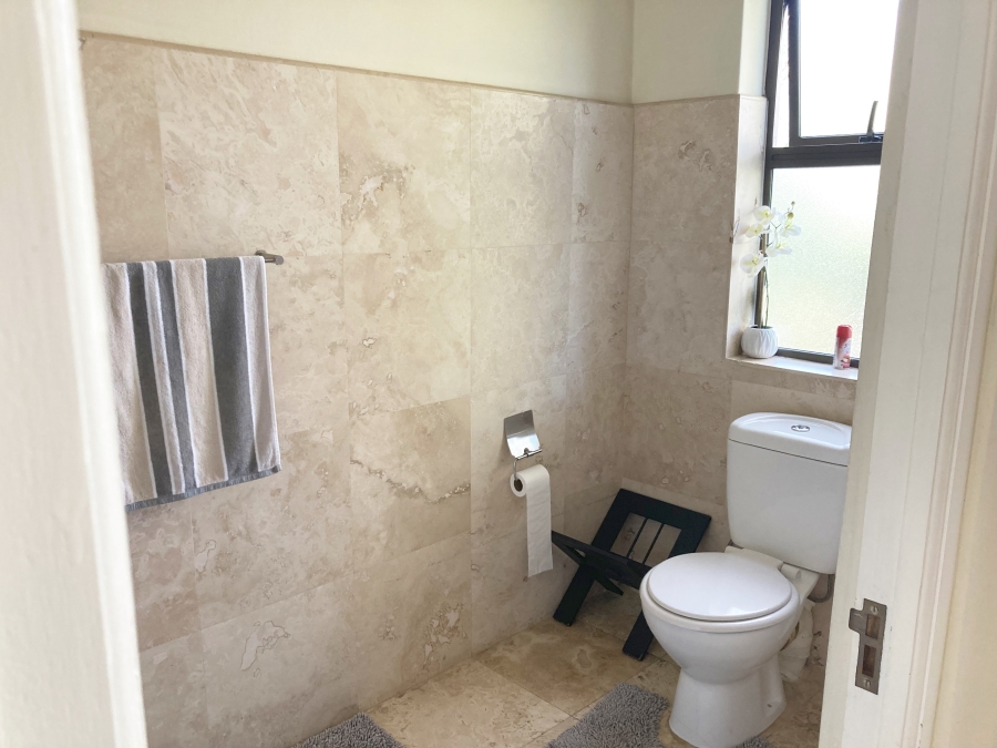 To Let 3 Bedroom Property for Rent in Avignon Western Cape